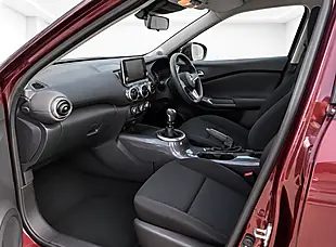 Used 2020 Nissan Juke Acenta Red - Interior and Exterior details 9