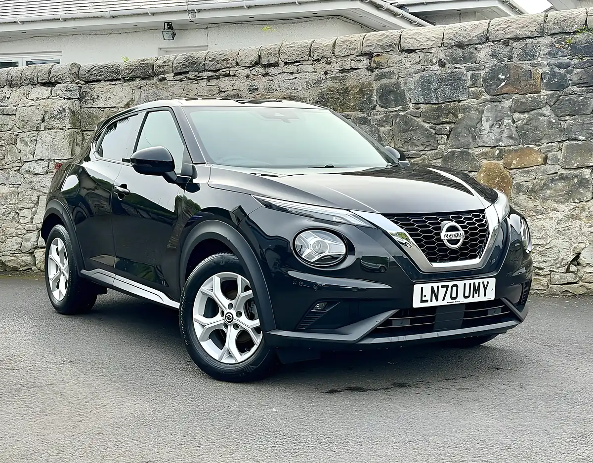 Used 2020 Nissan Juke N-Connecta Black - Front View