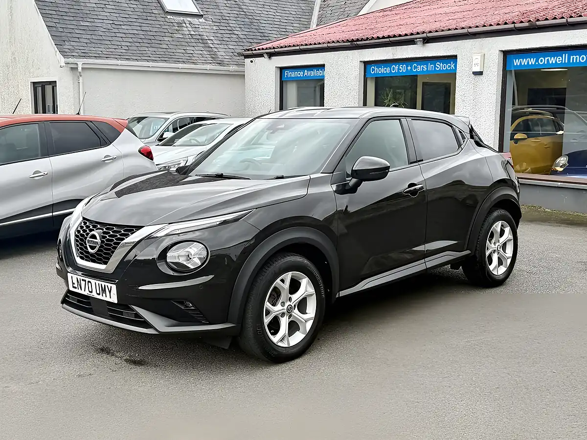 Used 2020 Nissan Juke N-Connecta Black - Interior and Exterior details 13