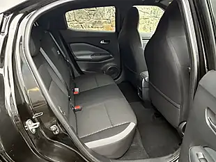 Used 2020 Nissan Juke N-Connecta Black - Interior and Exterior details 7