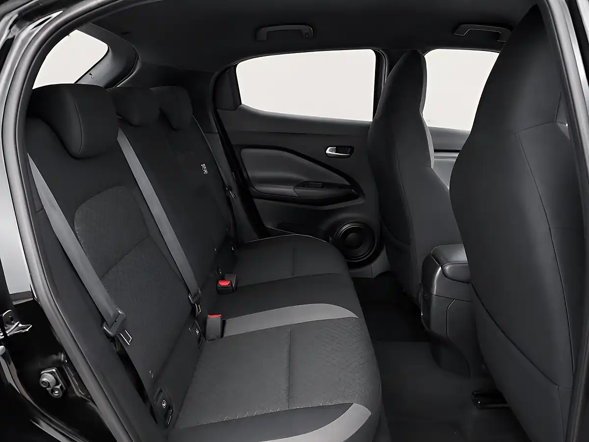 Used 2020 Nissan Juke N-Connecta Black - Interior and Exterior details 10
