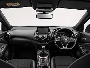 Used 2020 Nissan Juke N-Connecta Black - Interior and Exterior details 11