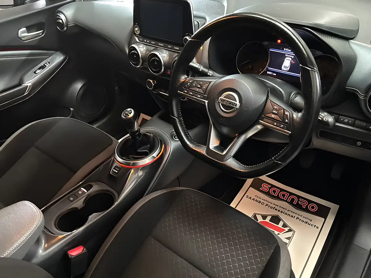 Used 2020 Nissan Juke N-Connecta Black - Interior and Exterior details 10
