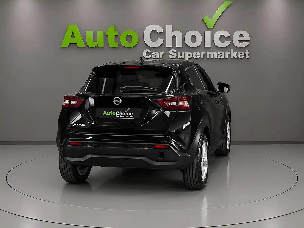 Used 2020 Nissan Juke N-Connecta Black - Interior and Exterior details 8