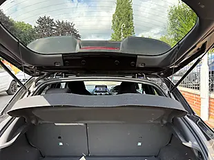Used 2020 Nissan Juke N-Connecta Black - Interior and Exterior details 19