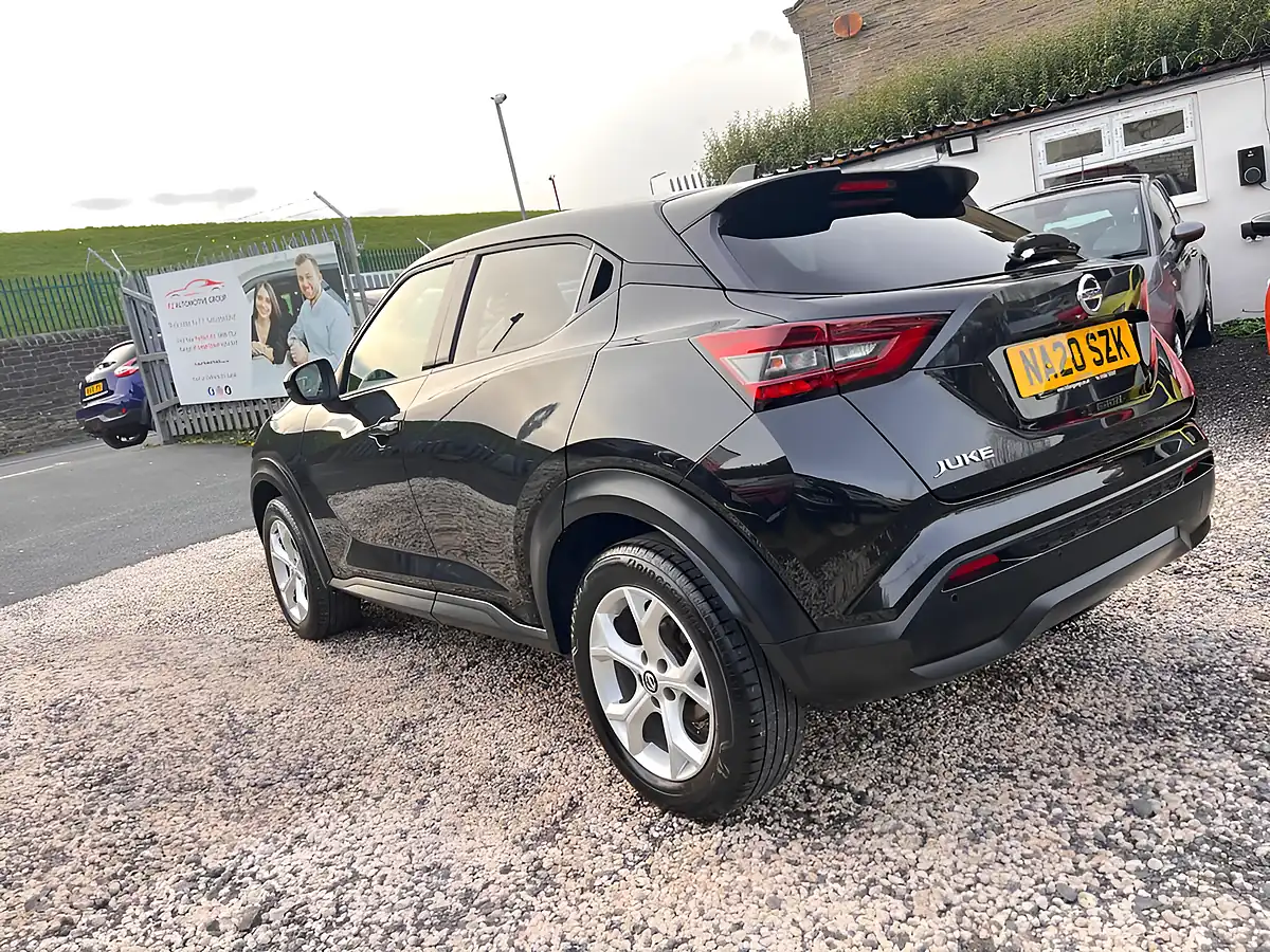 Used 2020 Nissan Juke N-Connecta Black - Interior and Exterior details 16