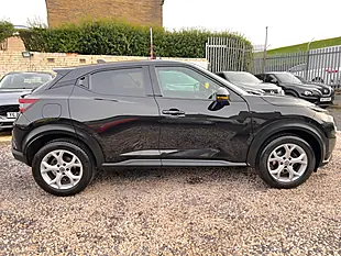 Used 2020 Nissan Juke N-Connecta Black - Interior and Exterior details 4