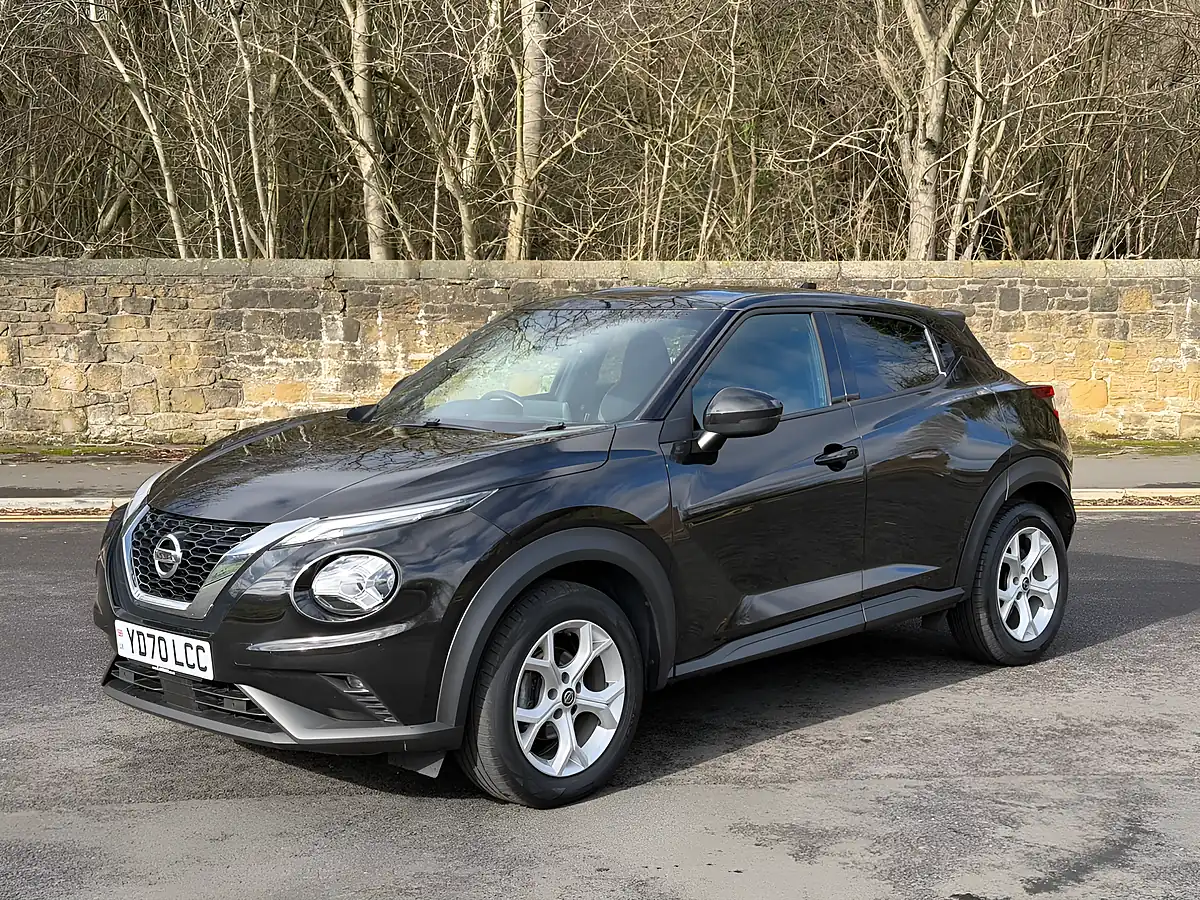 Used 2020 Nissan Juke N-Connecta Black - Front View