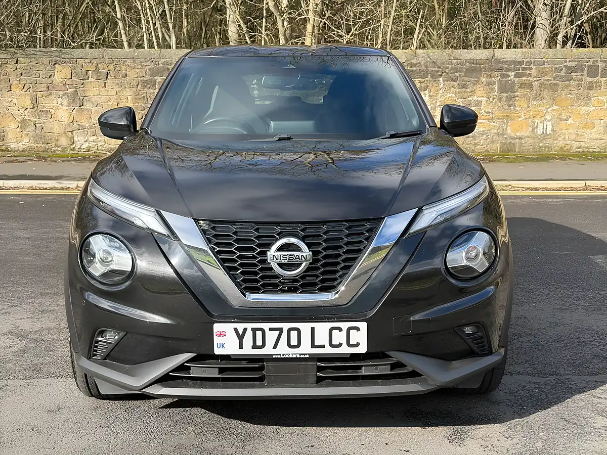 Used 2020 Nissan Juke N-Connecta Black - Interior and Exterior details 3