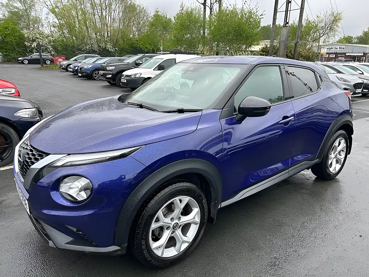 Used 2020 Nissan Juke N-Connecta Blue - Interior and Exterior details 18