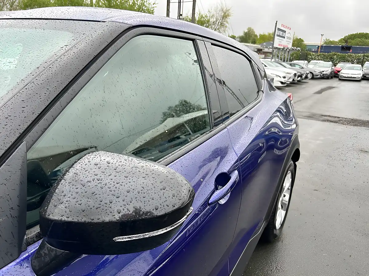 Used 2020 Nissan Juke N-Connecta Blue - Interior and Exterior details 20