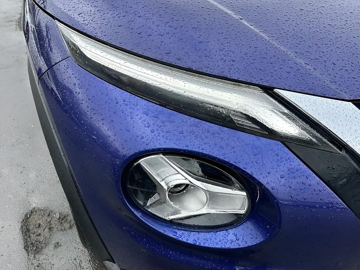 Used 2020 Nissan Juke N-Connecta Blue - Interior and Exterior details 9