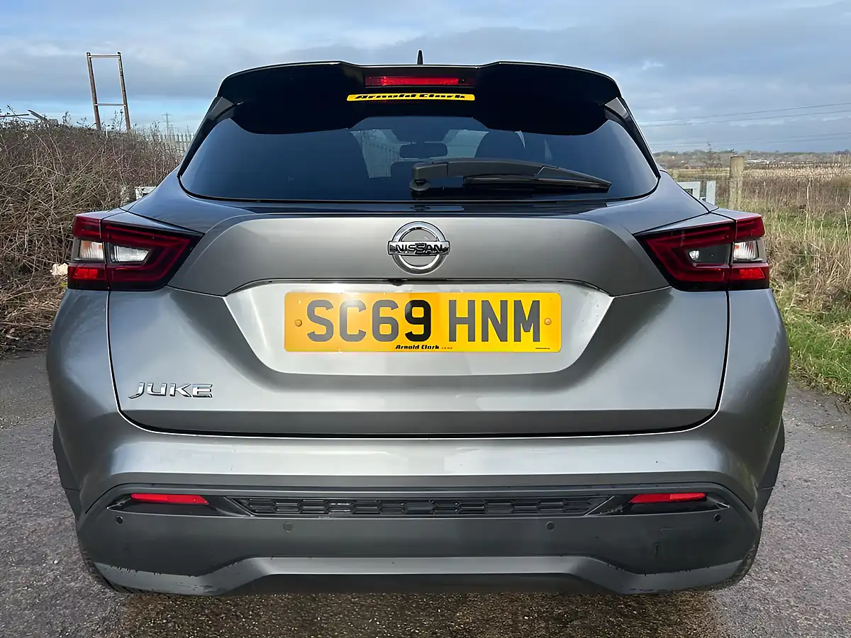 Used 2020 Nissan Juke N-Connecta Grey - Interior and Exterior details 11
