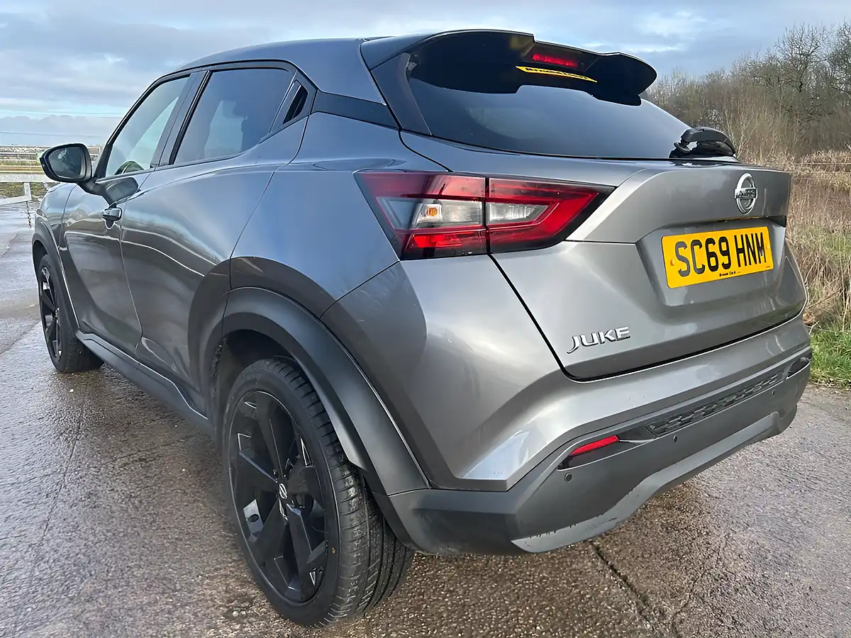Used 2020 Nissan Juke N-Connecta Grey - Interior and Exterior details 12