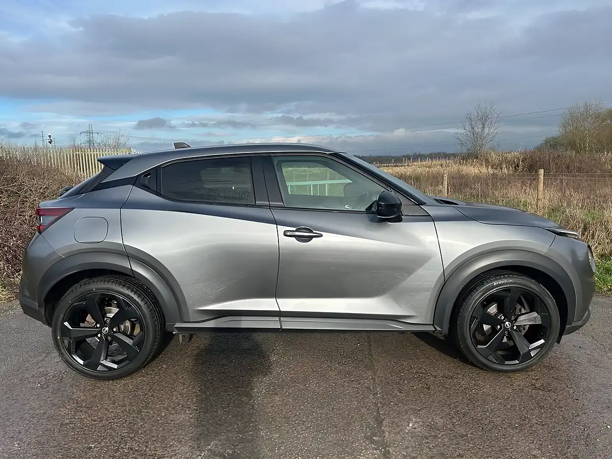 Used 2020 Nissan Juke N-Connecta Grey - Interior and Exterior details 2