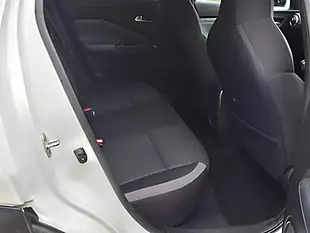 Used 2020 Nissan Juke N-Connecta White - Interior and Exterior details 16