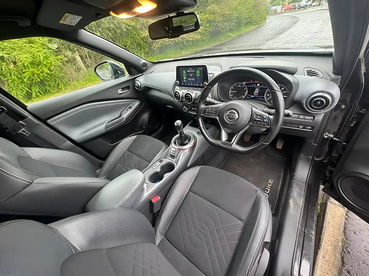 Used 2020 Nissan Juke Tekna Black - Interior and Exterior details 19
