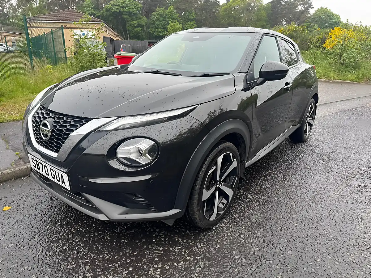 Used 2020 Nissan Juke Tekna Black - Interior and Exterior details 3