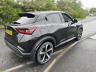 Used 2020 Nissan Juke Tekna Black - Interior and Exterior details 9