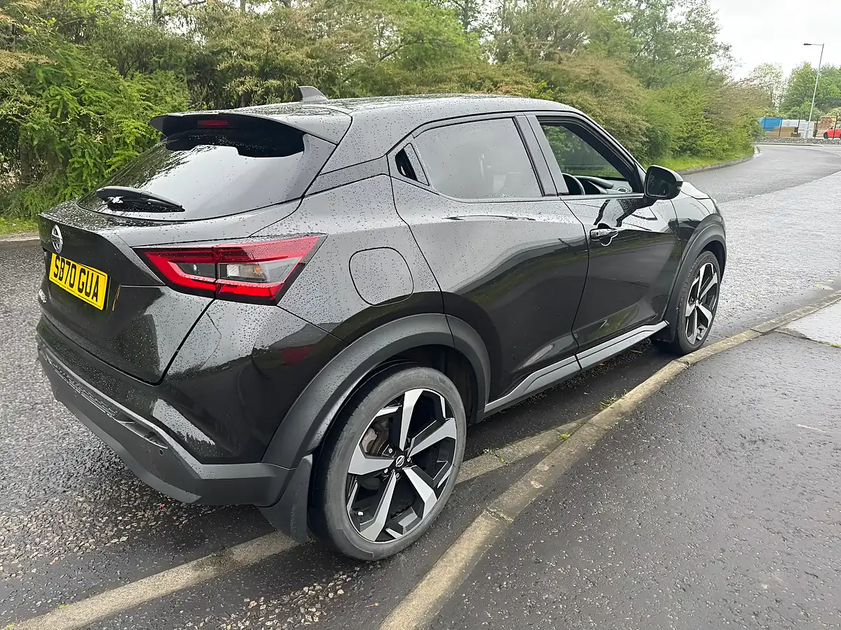 Used 2020 Nissan Juke Tekna Black - Interior and Exterior details 9