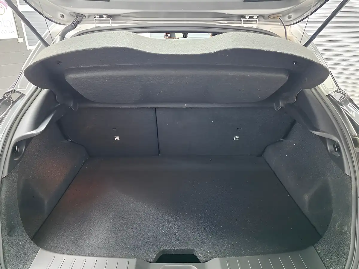 Used 2020 Nissan Juke Tekna+ Black - Interior and Exterior details 20