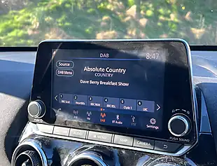 Used 2020 Nissan Juke Tekna+ Burgundy With Pearl Black Roof - Interior and Exterior details 16