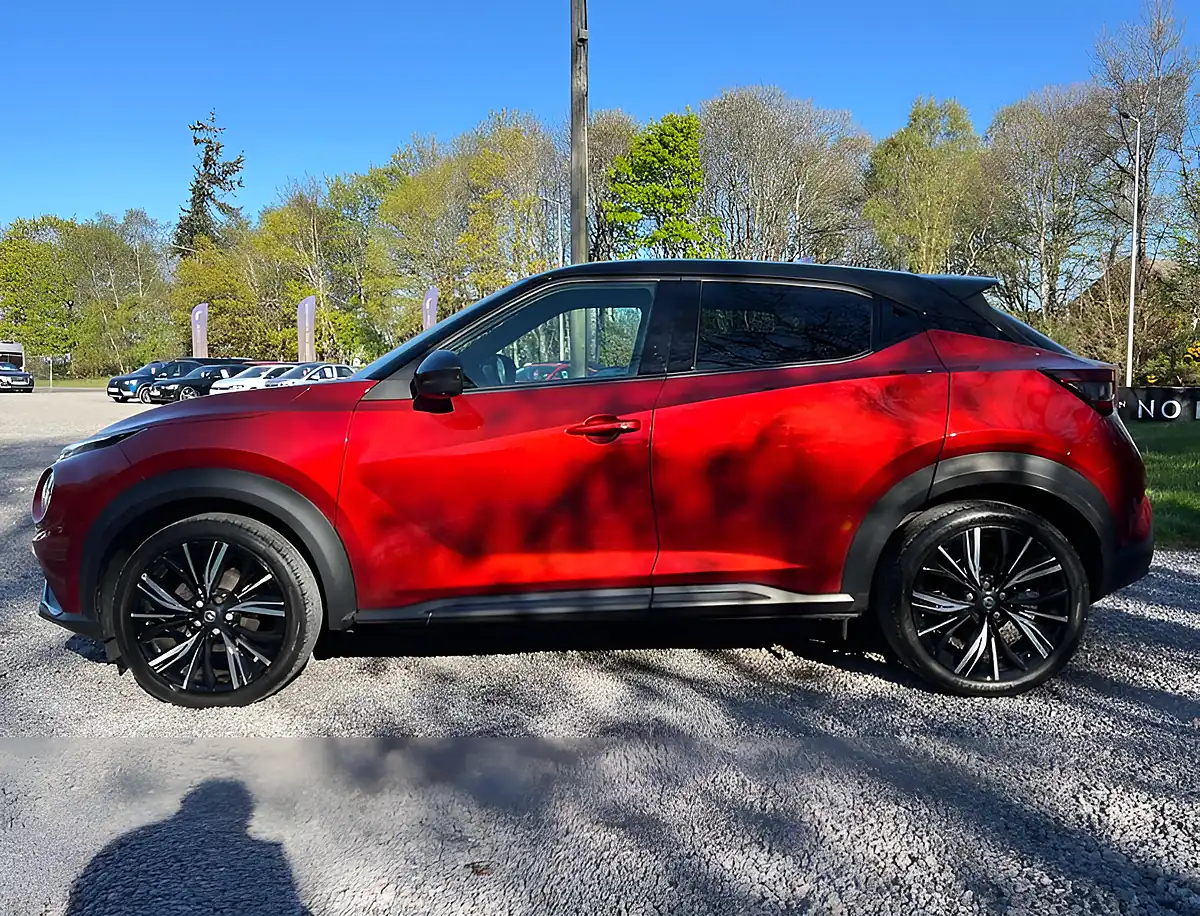 Used 2020 Nissan Juke Tekna+ Burgundy With Pearl Black Roof - Interior and Exterior details 6