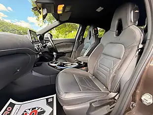 Used 2020 Nissan Juke Tekna+ Chestnut Bronze - Interior and Exterior details 14
