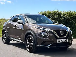 Used 2020 Nissan Juke Tekna+ Chestnut Bronze - Interior and Exterior details 2