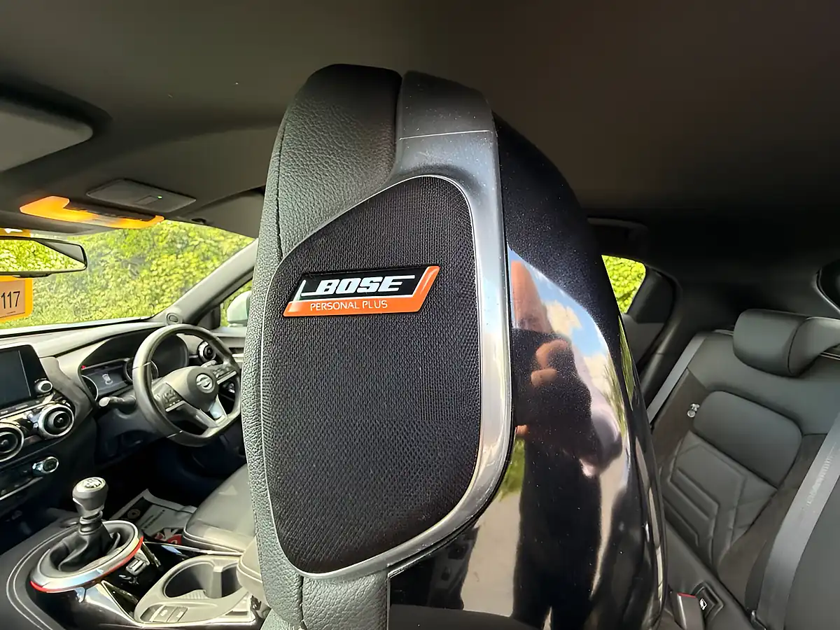 Used 2020 Nissan Juke Tekna+ Chestnut Bronze - Interior and Exterior details 20