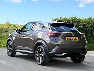 Used 2020 Nissan Juke Tekna+ Chestnut Bronze - Interior and Exterior details 7