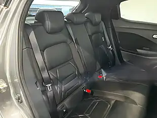 Used 2020 Nissan Juke Tekna+ Grey - Interior and Exterior details 16