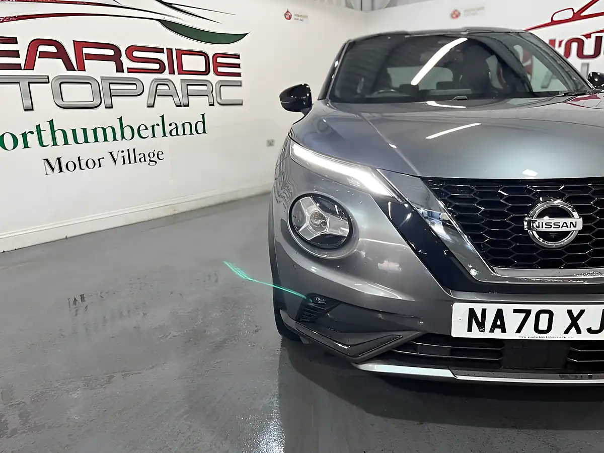 Used 2020 Nissan Juke Tekna+ Grey - Interior and Exterior details 7