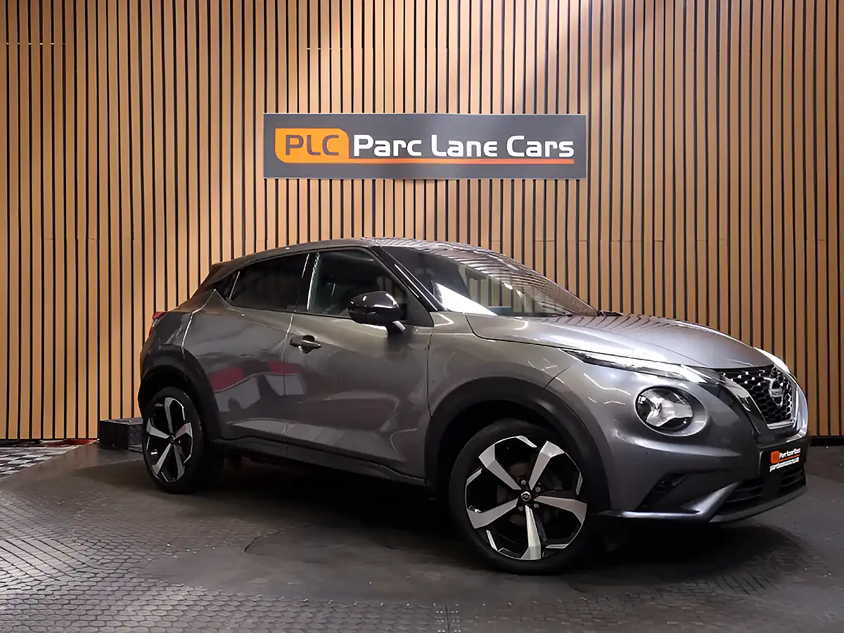Used 2020 Nissan Juke Tekna Grey - Front View