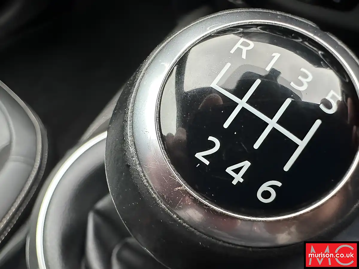 Used 2020 Nissan Juke Tekna+ Grey - Interior and Exterior details 17