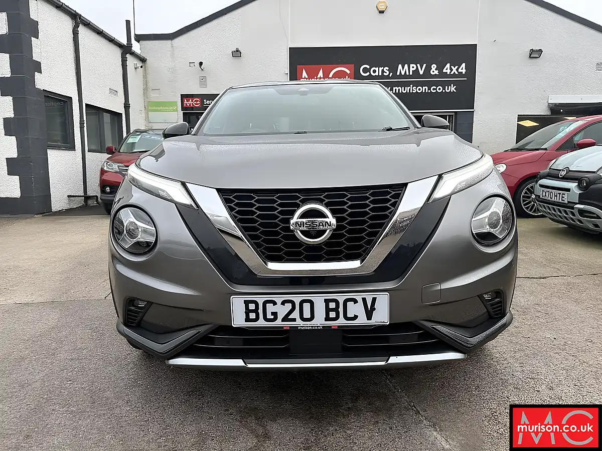 Used 2020 Nissan Juke Tekna+ Grey - Interior and Exterior details 4