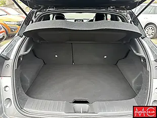 Used 2020 Nissan Juke Tekna+ Grey - Interior and Exterior details 9