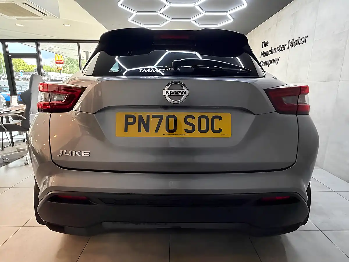Used 2020 Nissan Juke Tekna Grey - Interior and Exterior details 4