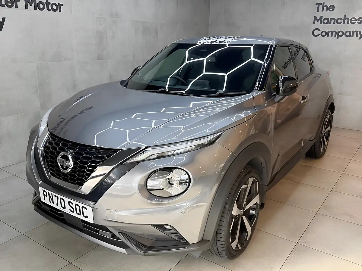 Used 2020 Nissan Juke Tekna Grey - Interior and Exterior details 9