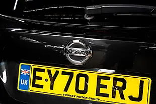 Used 2020 Nissan Juke Tekna Pearl Black - Interior and Exterior details 19