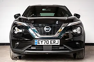 Used 2020 Nissan Juke Tekna Pearl Black - Interior and Exterior details 2