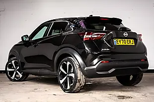 Used 2020 Nissan Juke Tekna Pearl Black - Interior and Exterior details 3