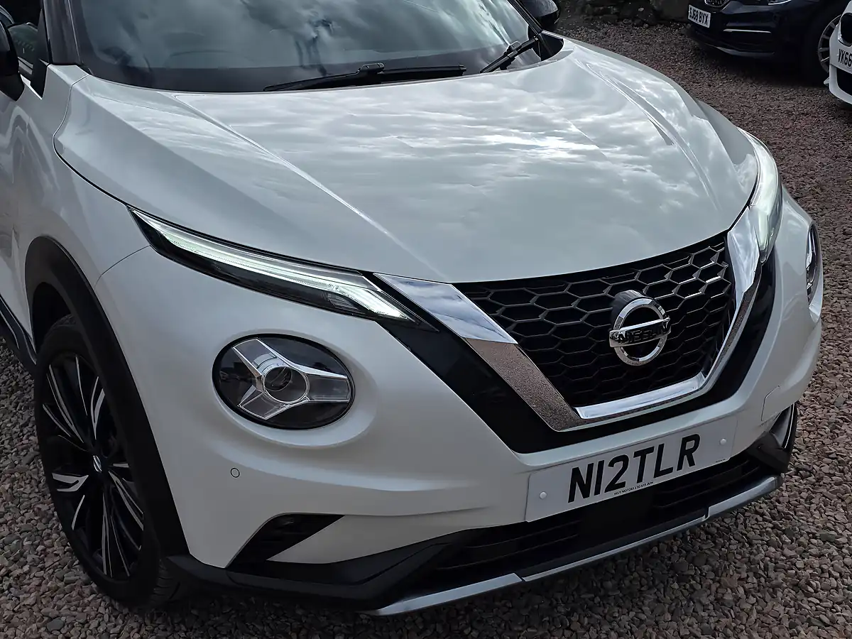 Used 2020 Nissan Juke Tekna+ Pearlescent White - Interior and Exterior details 2