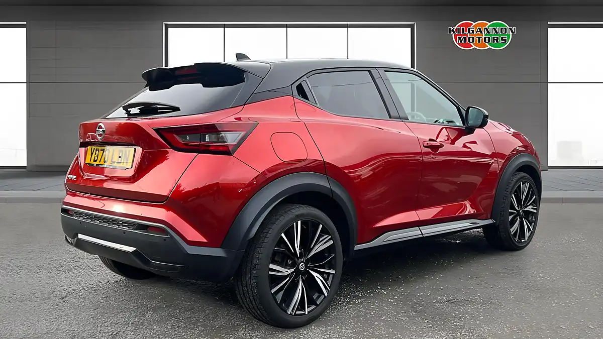 Used 2020 Nissan Juke Tekna+ Red - Interior and Exterior details 14