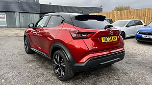 Used 2020 Nissan Juke Tekna+ Red - Interior and Exterior details 16