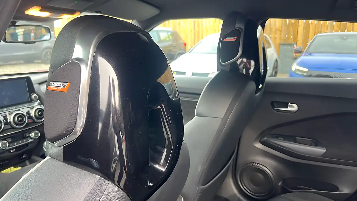 Used 2020 Nissan Juke Tekna+ Red - Interior and Exterior details 18