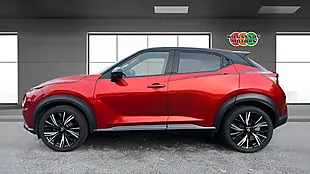 Used 2020 Nissan Juke Tekna+ Red - Interior and Exterior details 3