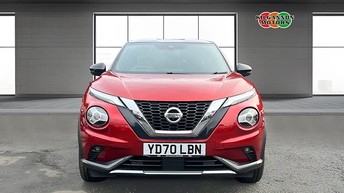 Used 2020 Nissan Juke Tekna+ Red - Interior and Exterior details 4