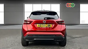 Used 2020 Nissan Juke Tekna+ Red - Interior and Exterior details 5