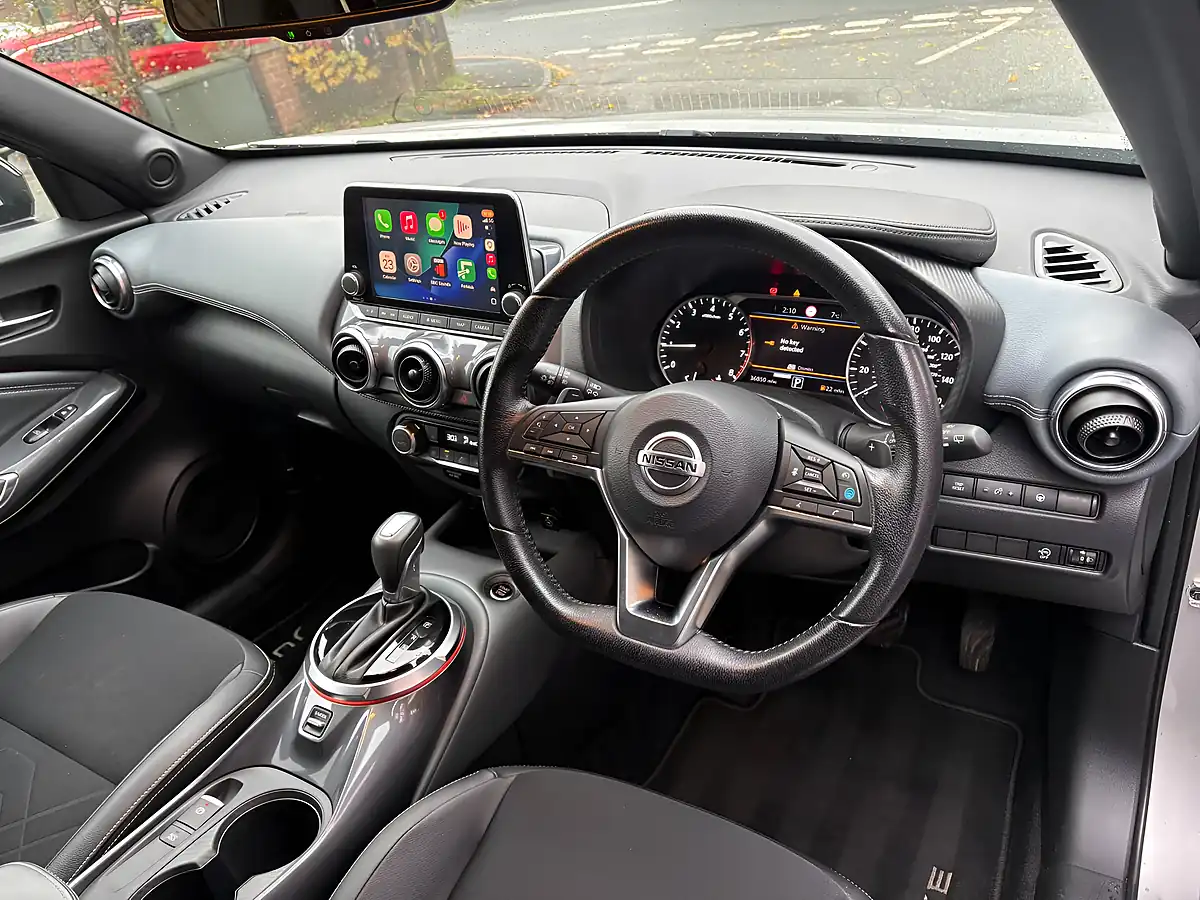Used 2020 Nissan Juke Tekna Silver - Interior and Exterior details 10